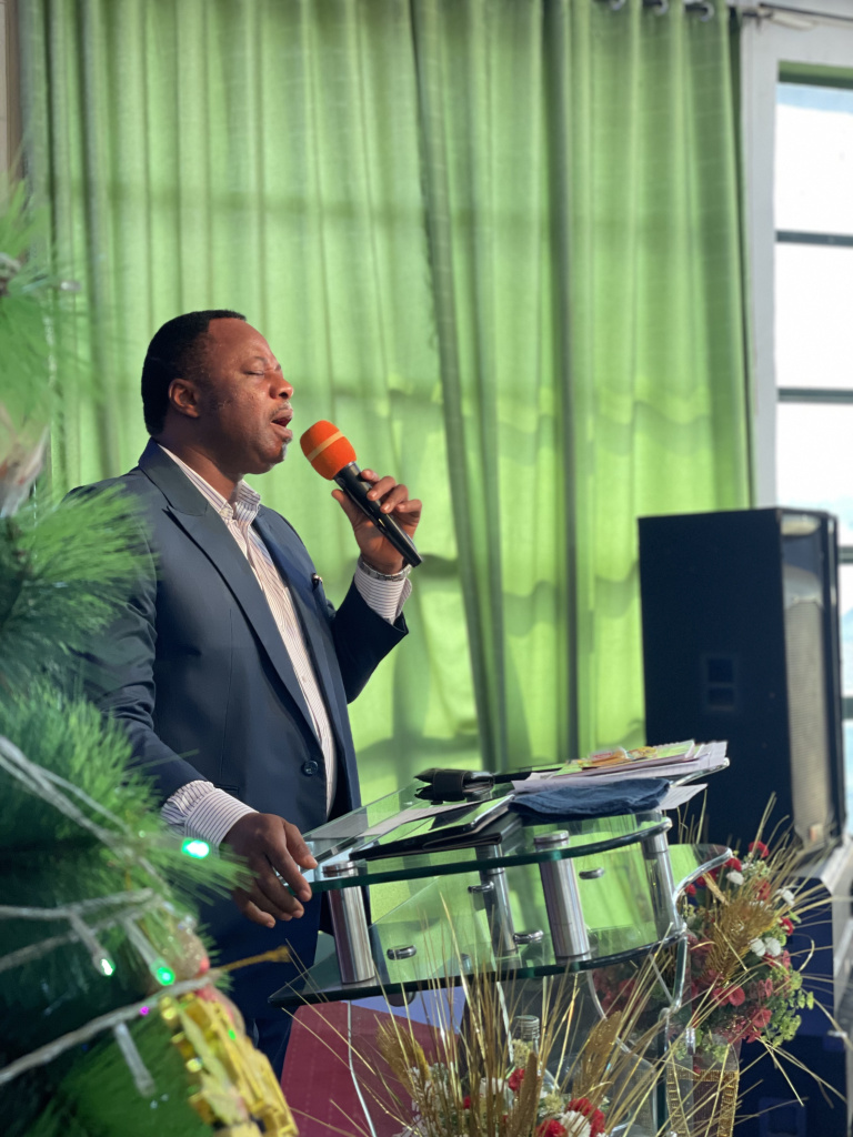 QUESTIONS & ANSWERS ON BIBLICAL AND LIFE ISSUES