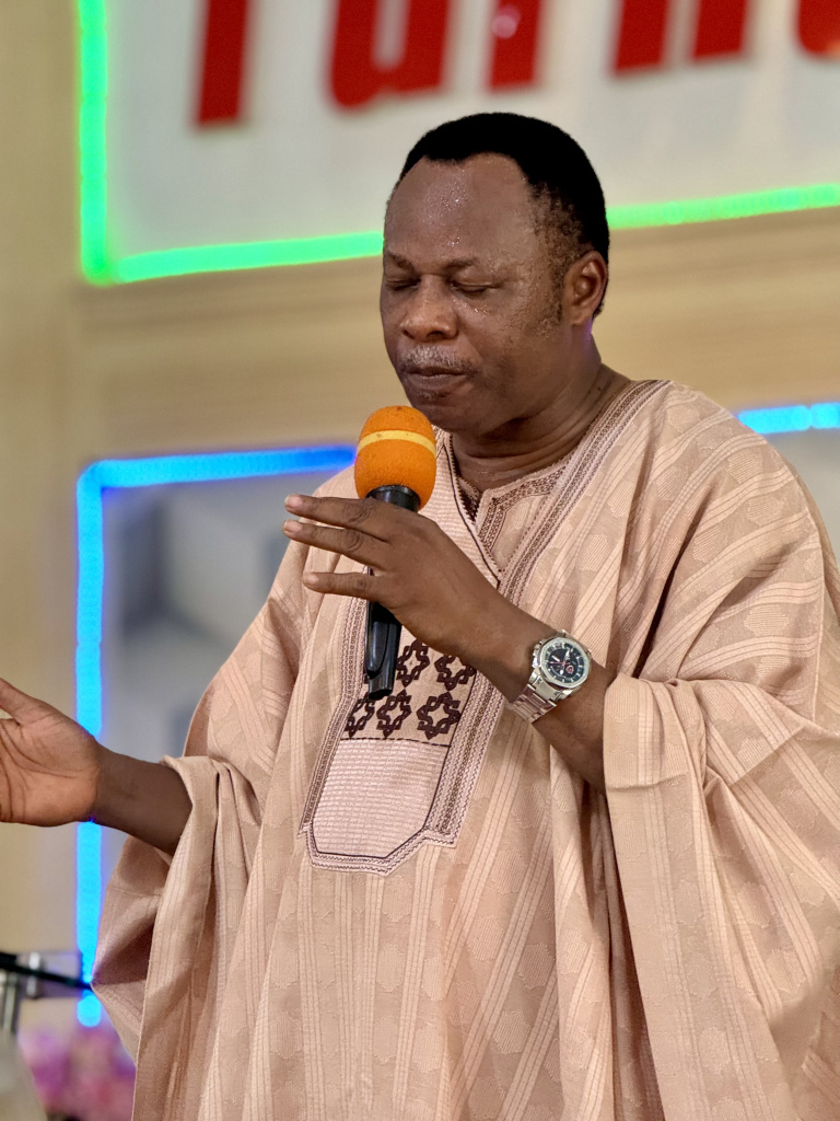 THE GRAVE COULD NOT HOLD JESUS